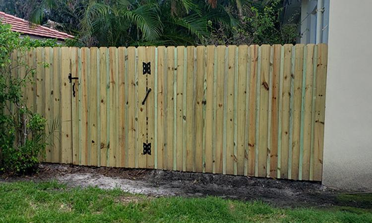 Wood Fencing North Palm Beach, Fl