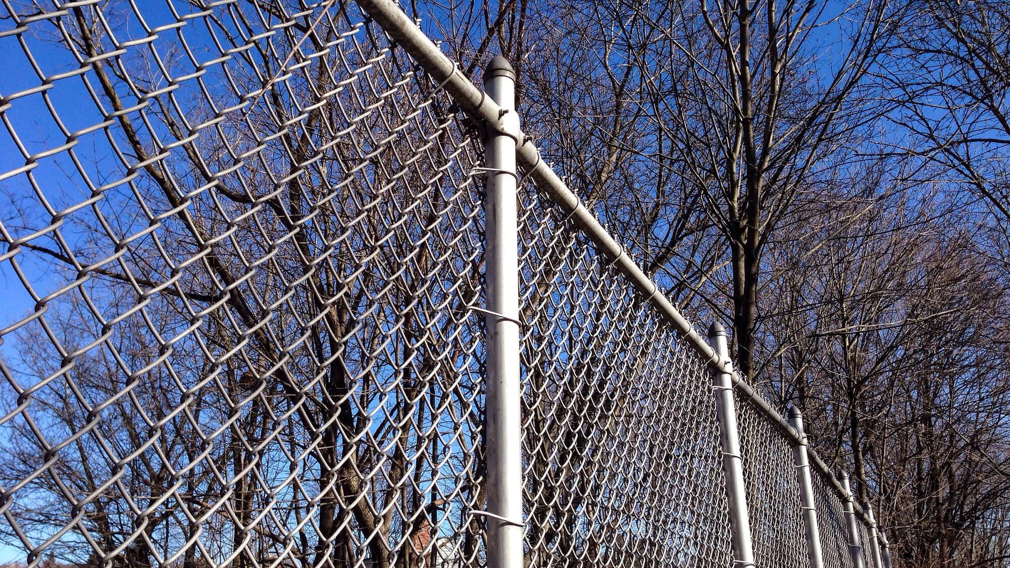 reliable chain link fence company near me