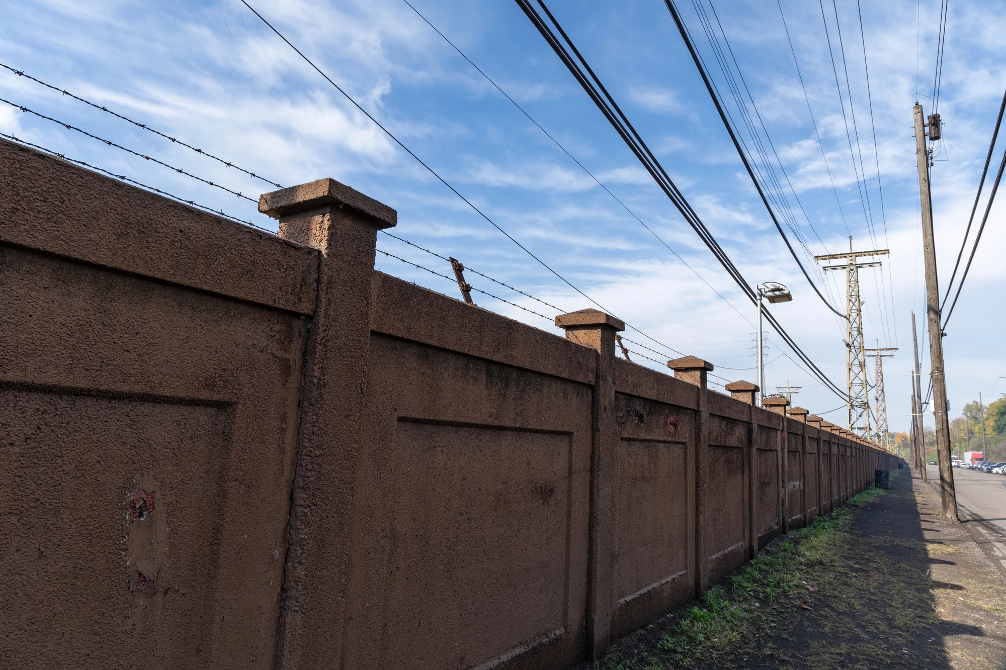 example of wood fence installation